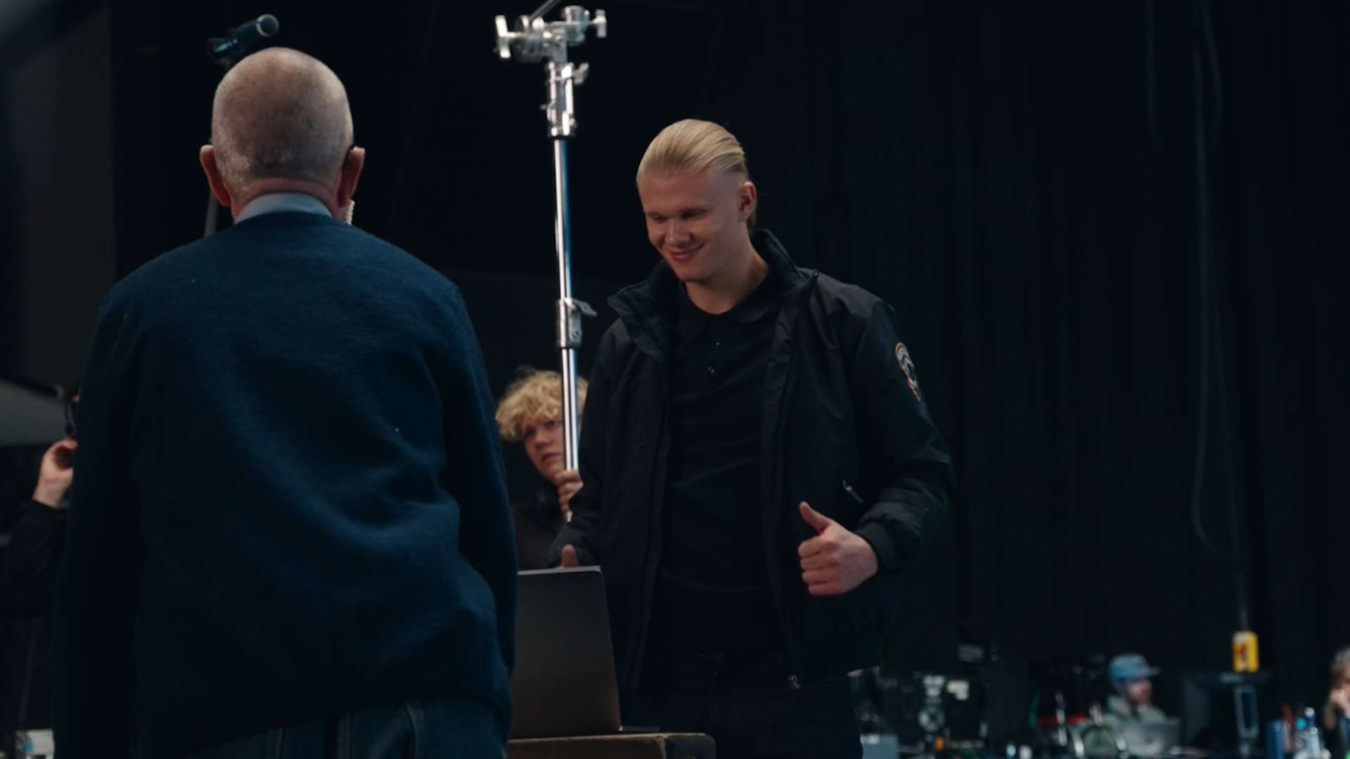 而类似的运 而类似的运